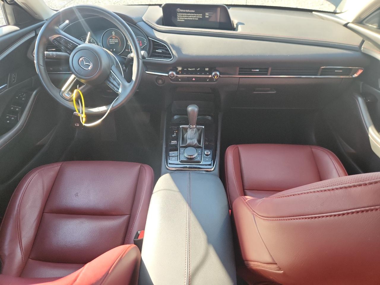 2024 Mazda Cx-30 Preferred VIN: 3MVDMBCM9RM604607 Lot: 92480485