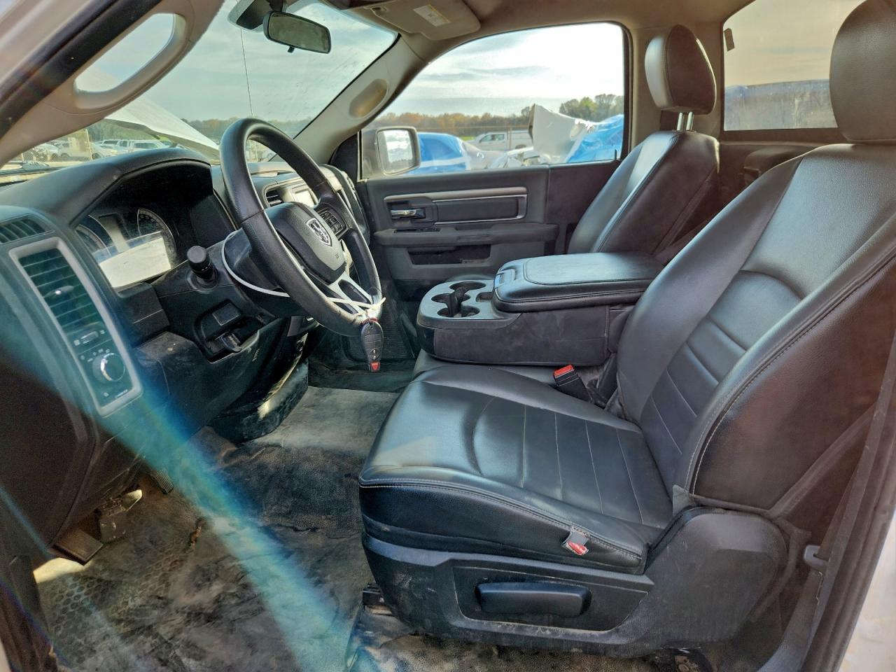 2021 Ram 1500 Classic Tradesman VIN: 3C6JR6DT1MG526762 Lot: 93845685