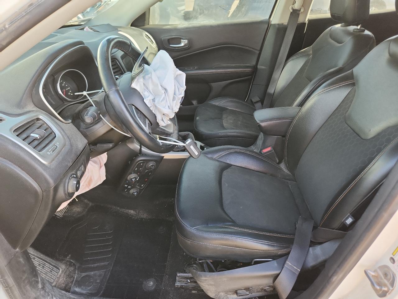 2018 Jeep Compass Latitude VIN: 3C4NJDBB6JT167878 Lot: 92512825