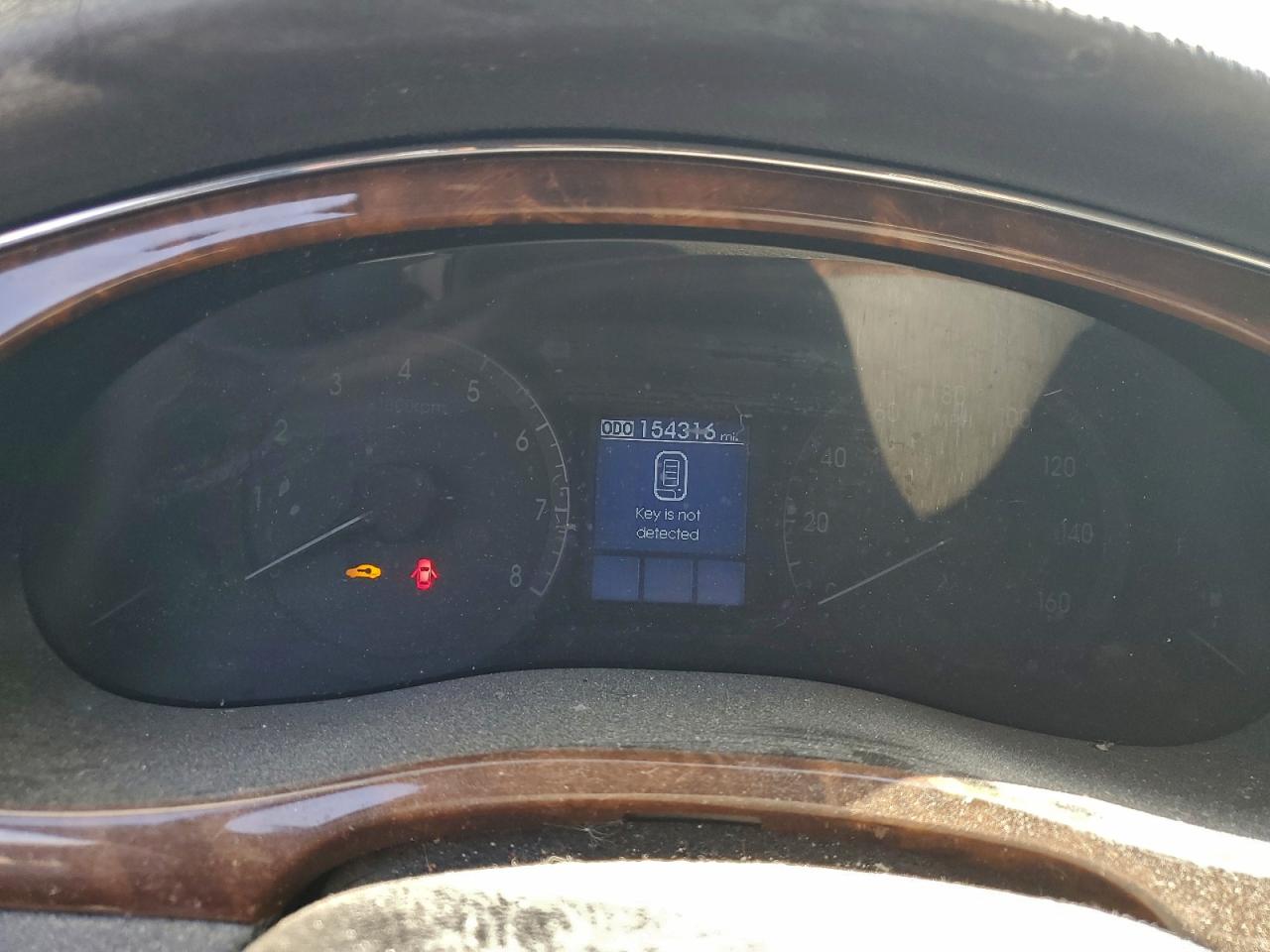 2011 Hyundai Genesis 3.8L VIN: KMHGC4DE9BU136587 Lot: 93922665