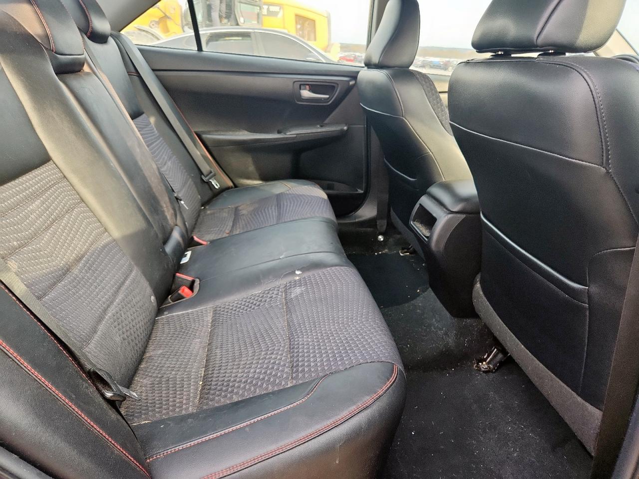 2015 Toyota Camry Le VIN: 4T1BF1FK2FU473742 Lot: 93093455