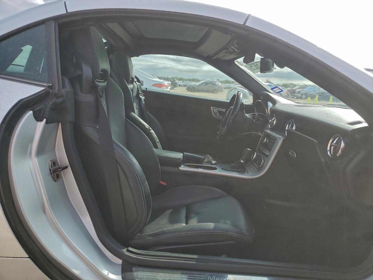 2013 Mercedes-Benz Slk 250 VIN: WDDPK4HA4DF072552 Lot: 93875825