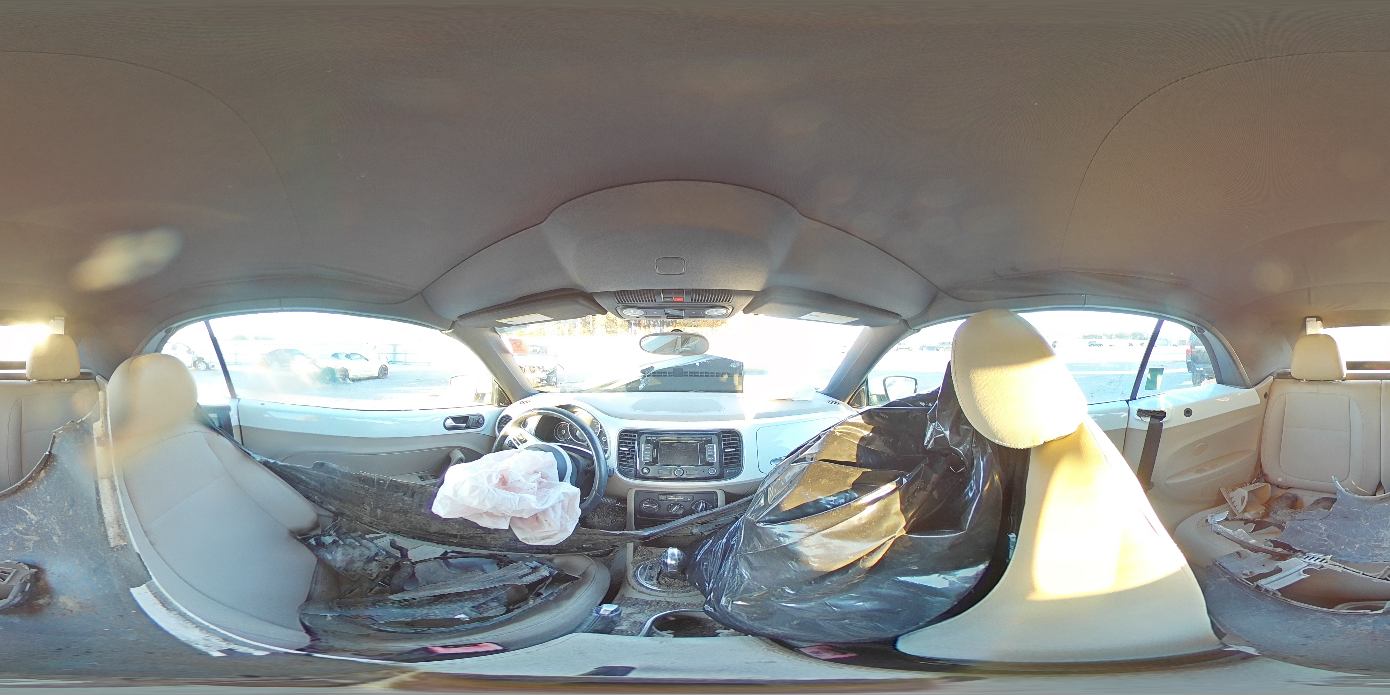 2015 Volkswagen Beetle 1.8T VIN: 3VW507AT5FM804031 Lot: 92644145