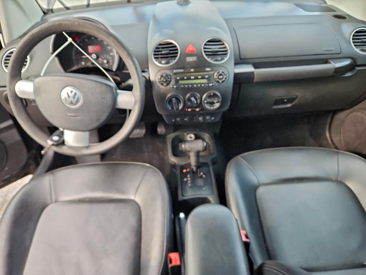 2007 Volkswagen New Beetle Convertible Option Package 1 VIN: 3VWRF31Y57M408848 Lot: 94483405