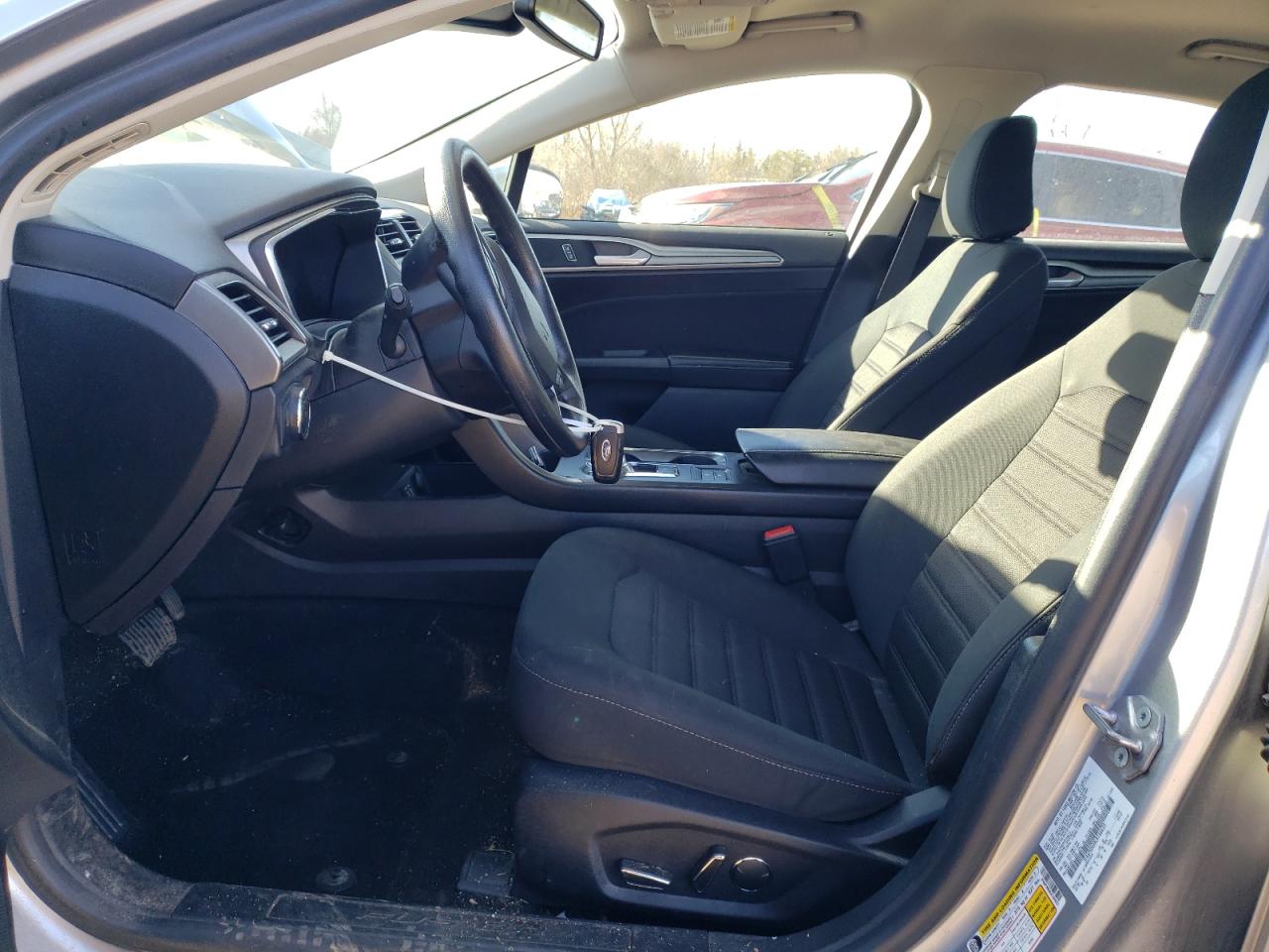 2020 Ford Fusion Se VIN: 3FA6P0HD9LR166623 Lot: 92808255