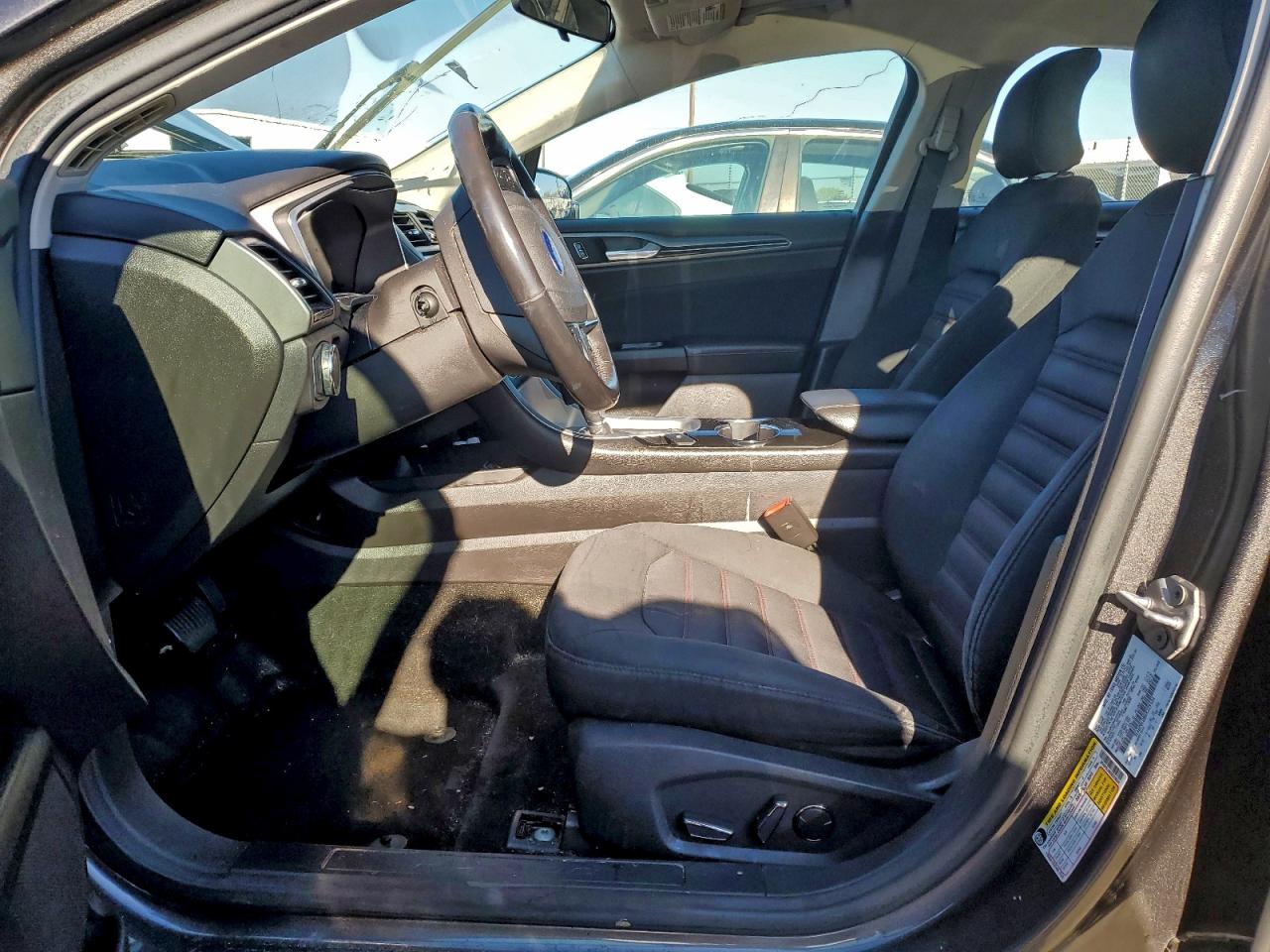 2016 Ford Fusion Se Hybrid VIN: 3FA6P0LU8GR329534 Lot: 94028435