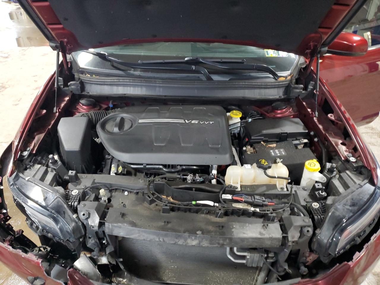 2019 Jeep Cherokee Overland VIN: 1C4PJMJX7KD256162 Lot: 93663355