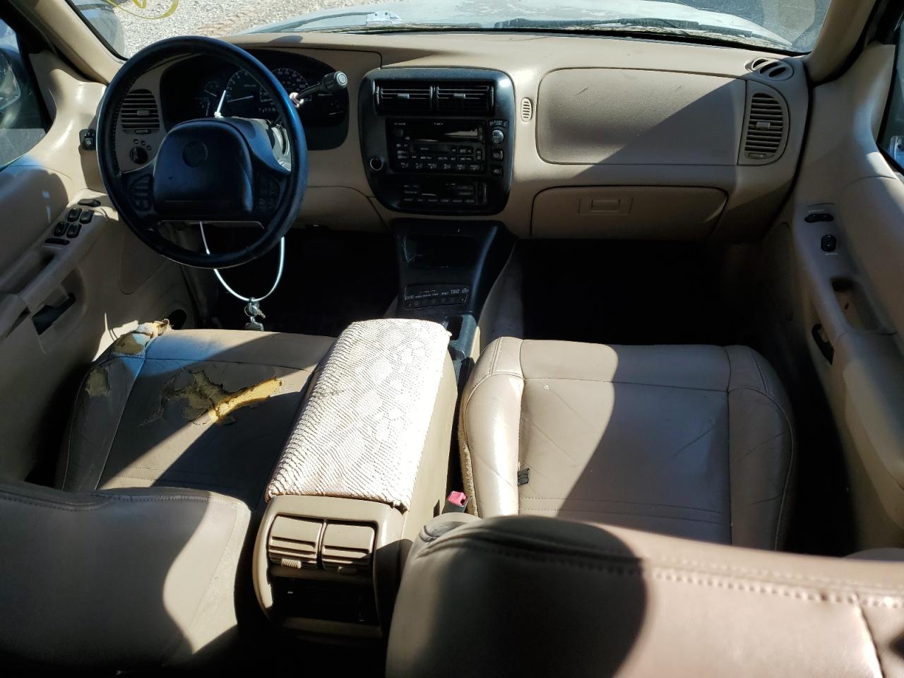 1999 Mercury Mountaineer VIN: 4M2DU55P2XUJ31968 Lot: 90665205