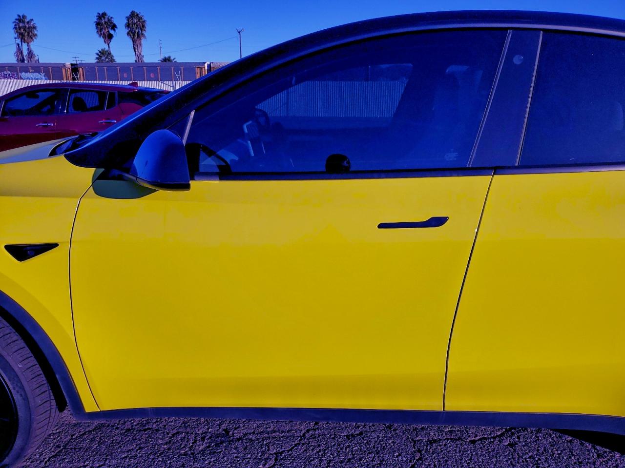 2023 Tesla Model Y VIN: 7SAYGDEF0PF663649 Lot: 93675045