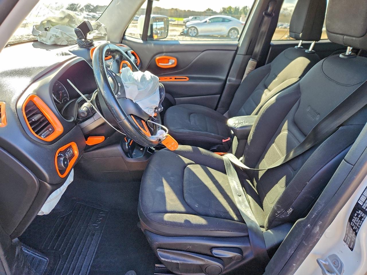 2017 Jeep Renegade Latitude VIN: ZACCJBBB4HPG47656 Lot: 94280025