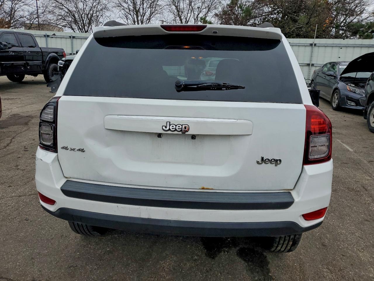 2014 Jeep Compass Sport VIN: 1C4NJDBB1ED661268 Lot: 94327105