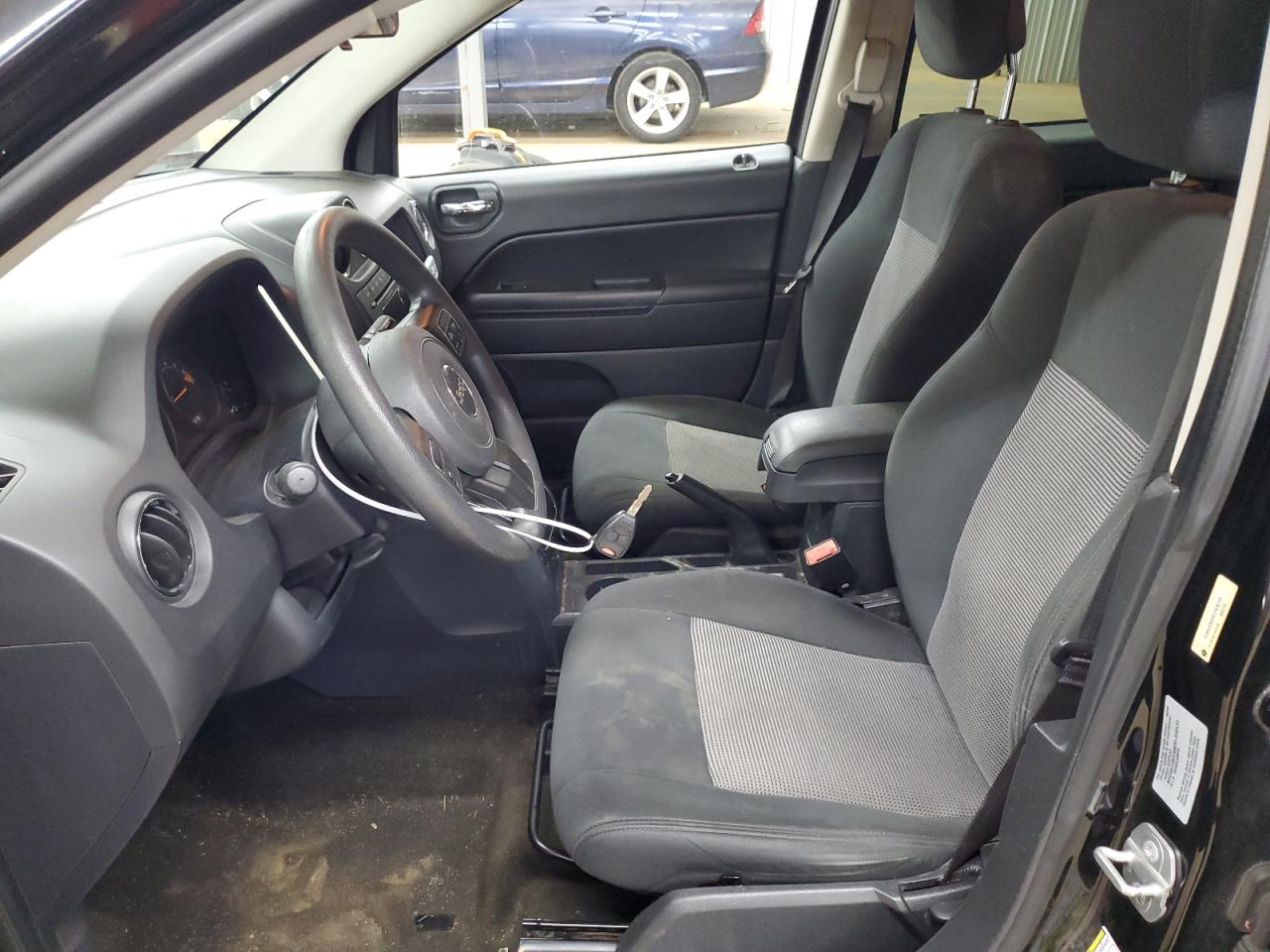 2015 Jeep Compass Sport VIN: 1C4NJDBB4FD438725 Lot: 93660755