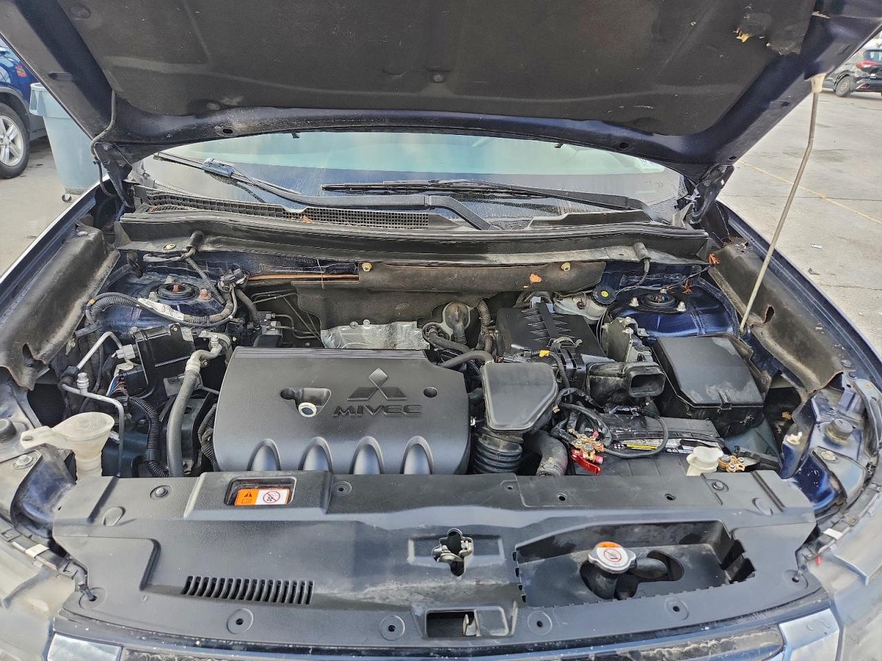 2018 Mitsubishi Outlander Se VIN: JA4AZ3A32JZ061247 Lot: 94073015