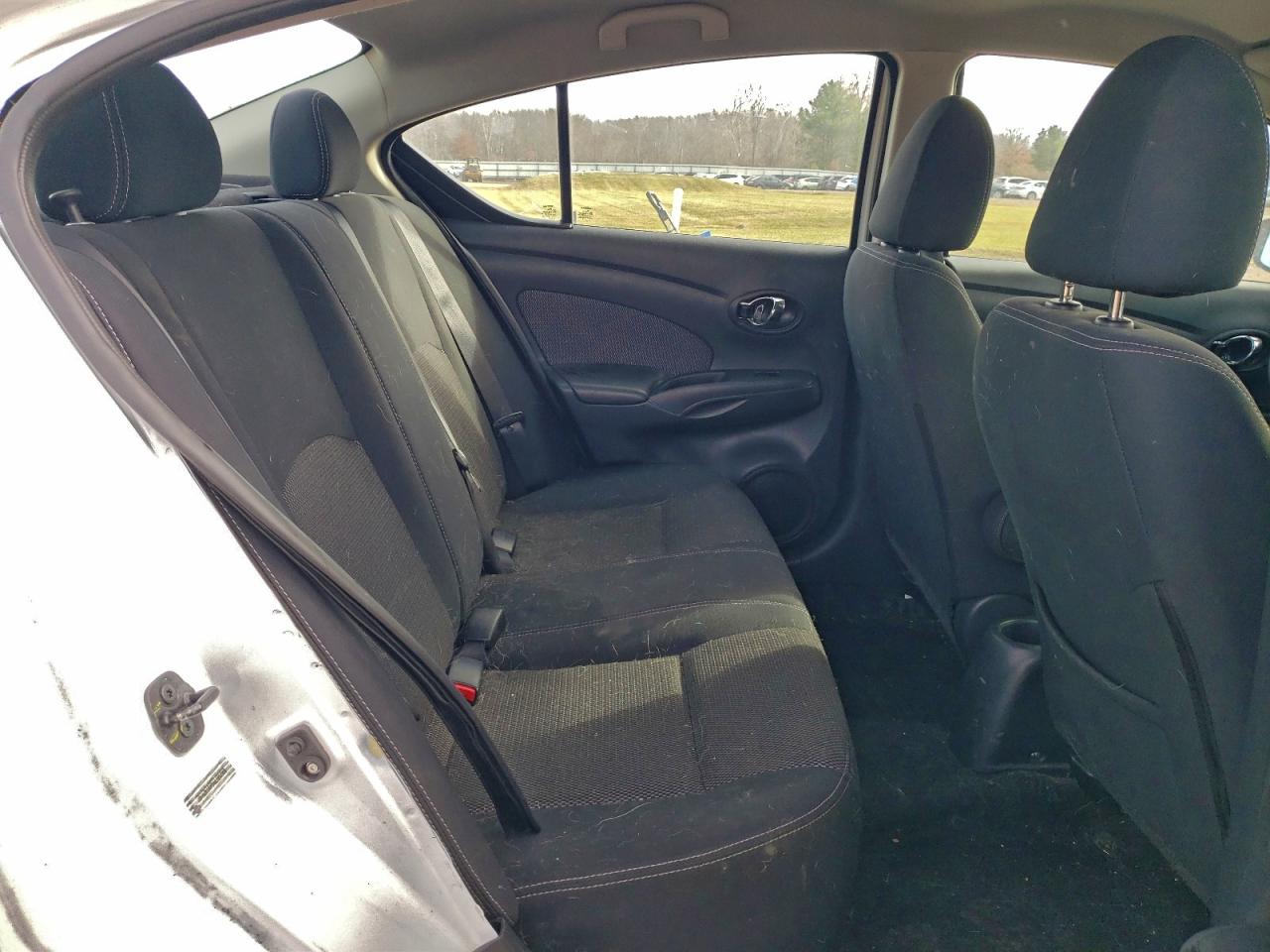 2016 Nissan Versa S VIN: 3N1CN7AP5GL880566 Lot: 93607415