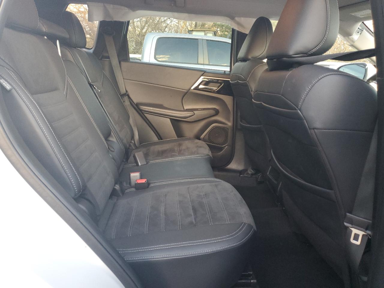 2023 Mitsubishi Outlander Se VIN: JA4J4UA86PZ051362 Lot: 92353505