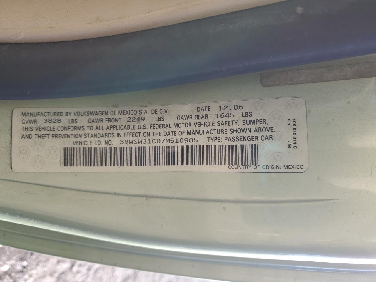 2007 Volkswagen New Beetle 2.5L Option Package 2 VIN: 3VWSW31C07M510905 Lot: 91816055