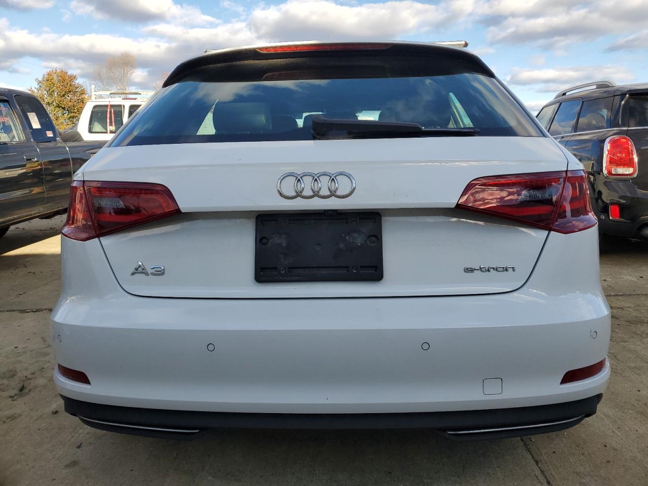 Фото: WAUTPBFF0GA132693