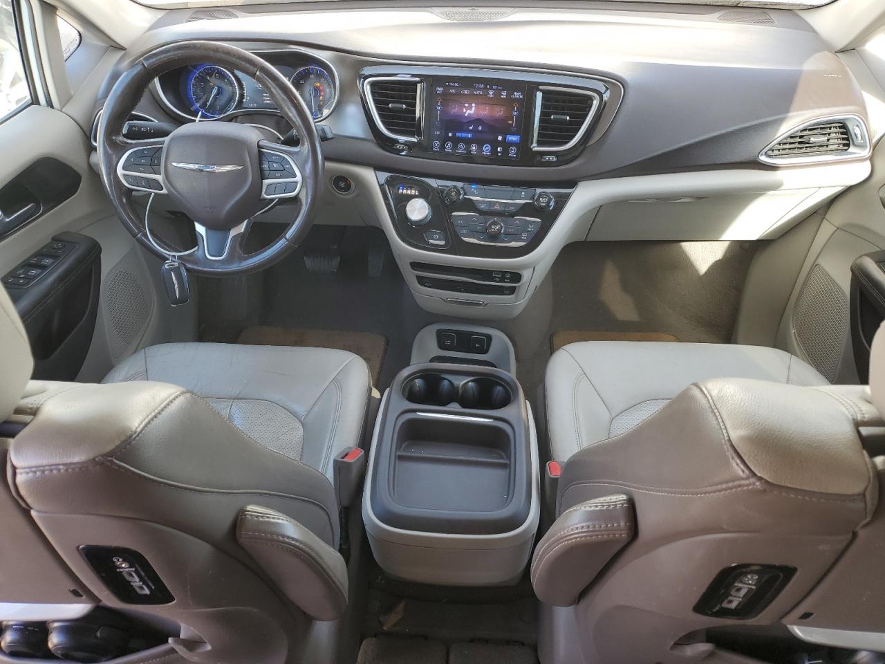 2017 Chrysler Pacifica Touring L Plus VIN: 2C4RC1EG9HR520161 Lot: 91841645