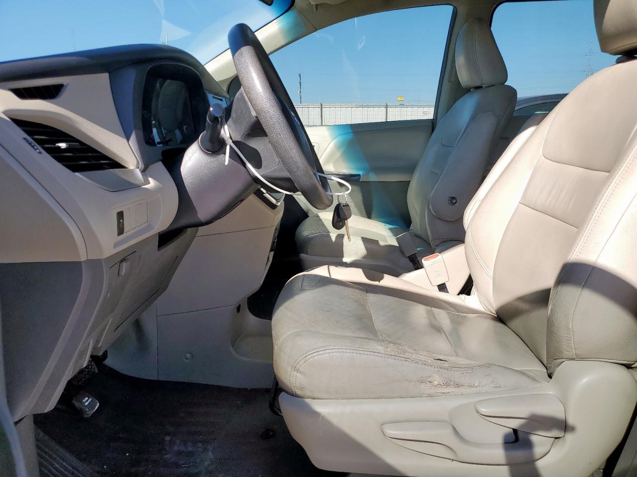 2016 Toyota Sienna VIN: 5TDZK3DCXGS754392 Lot: 90665045