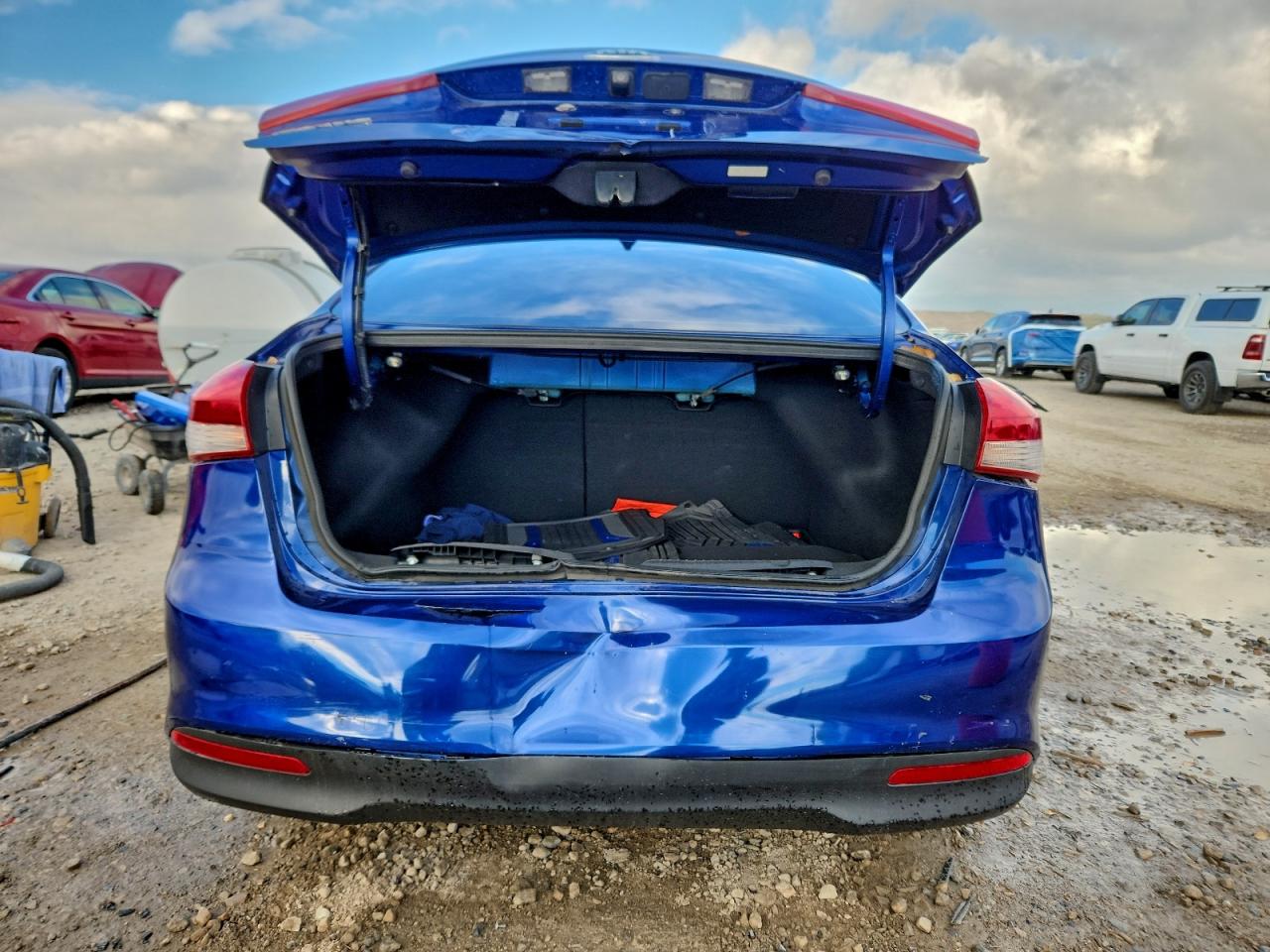 2018 Kia Forte Lx VIN: 3KPFL4A72JE195970 Lot: 93965385