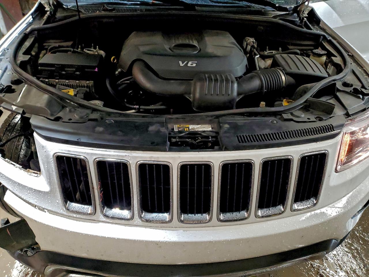 2015 Jeep Grand Cherokee Limited VIN: 1C4RJFBG2FC933813 Lot: 94096695