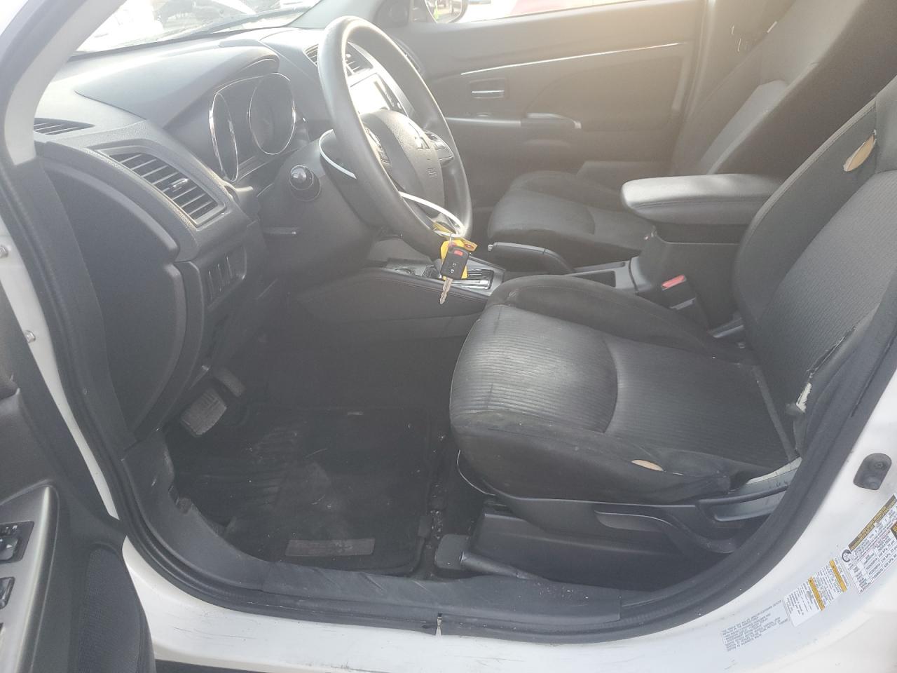 2018 Mitsubishi Outlander Sport Es VIN: JA4AR3AUXJZ011690 Lot: 92370845