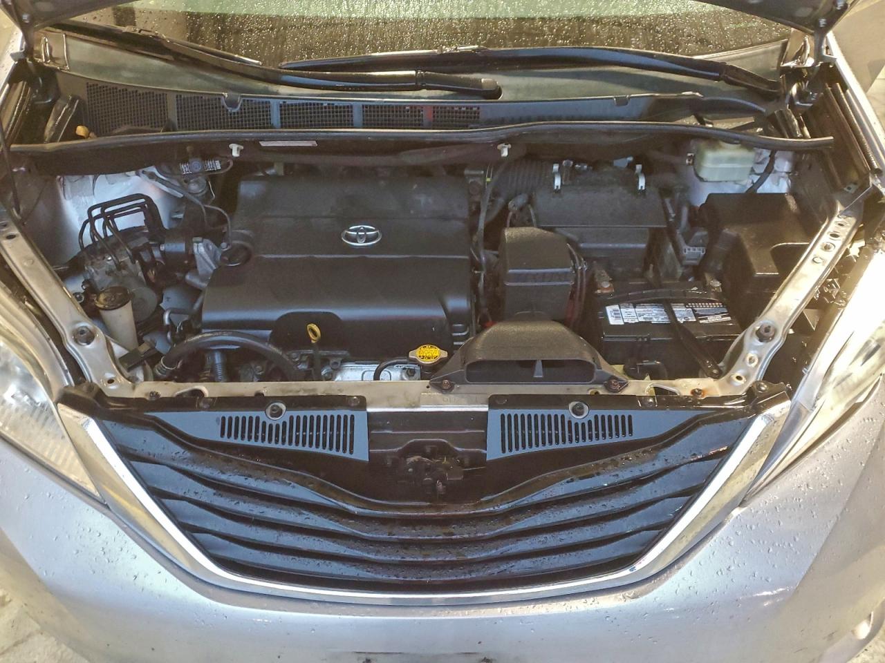 2014 Toyota Sienna Le VIN: 5TDKK3DC4ES517704 Lot: 94299925