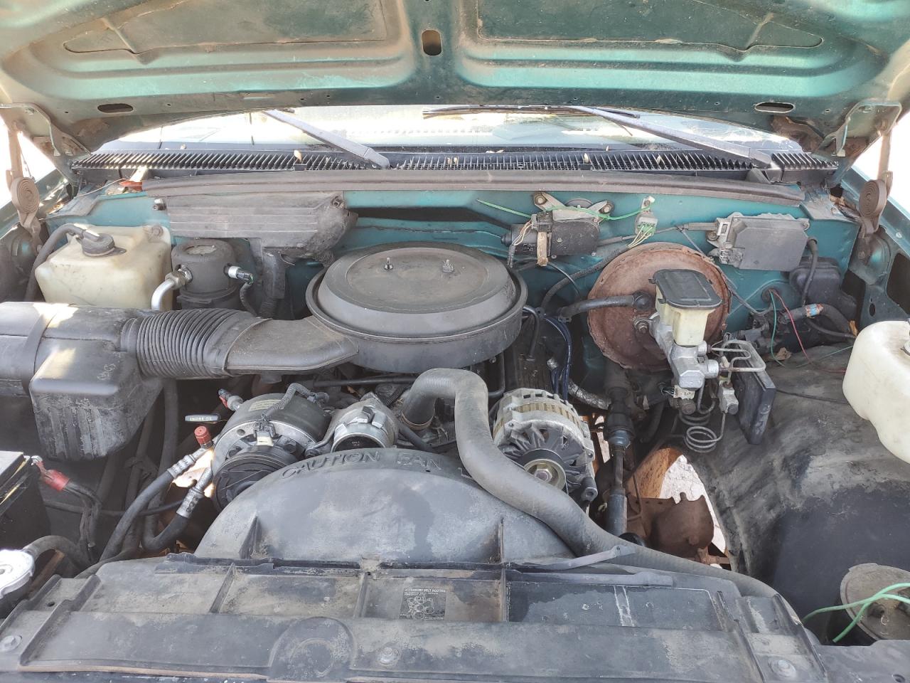 1994 Chevrolet Gmt-400 K1500 VIN: 1GCEK14H2RZ108733 Lot: 90990685