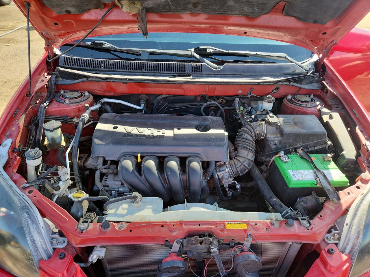 2005 Toyota Corolla Matrix Xr VIN: 2T1KR32E35C408045 Lot: 90943535