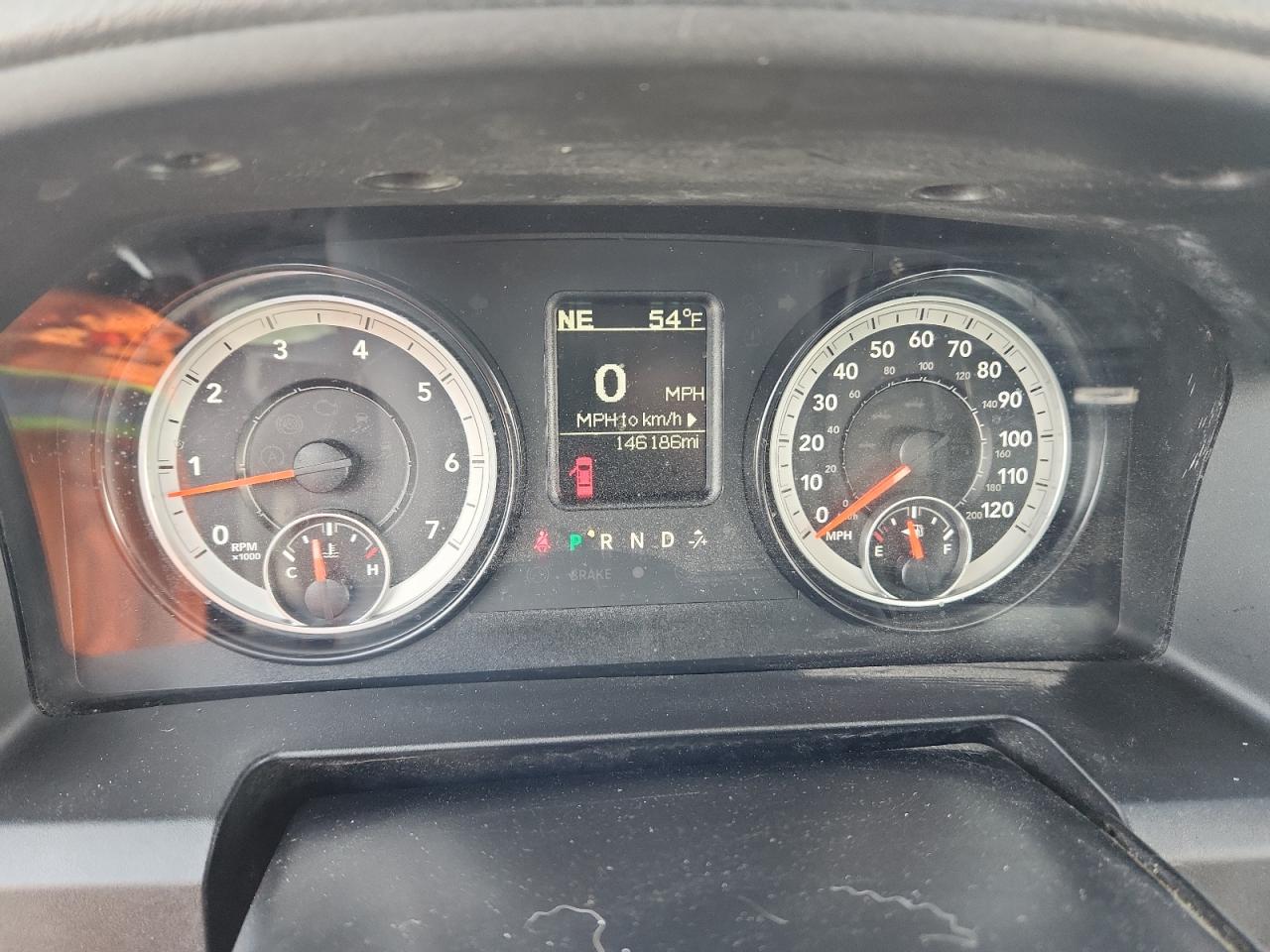 2015 Ram 1500 St VIN: 3C6JR7DTXFG631454 Lot: 89806875