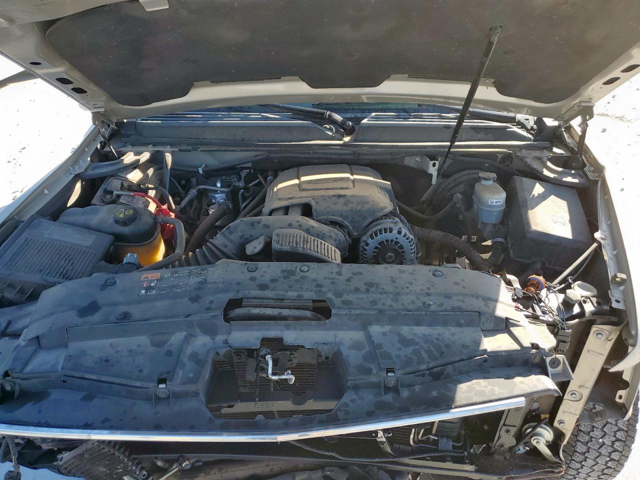 2011 Chevrolet Tahoe C1500 Ls VIN: 1GNSCAE04BR335430 Lot: 91711275