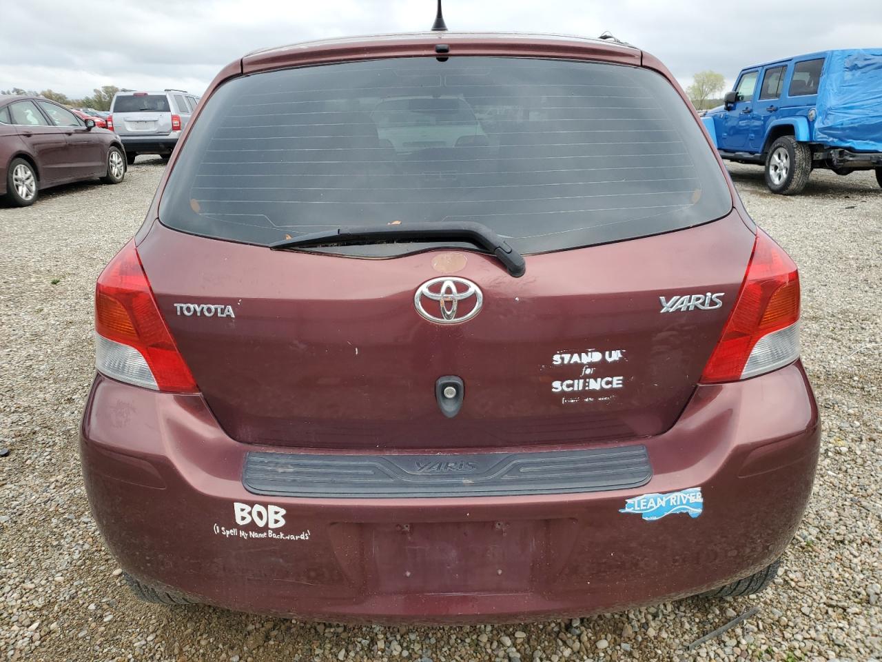 2009 Toyota Yaris VIN: JTDJT903695229289 Lot: 91908595