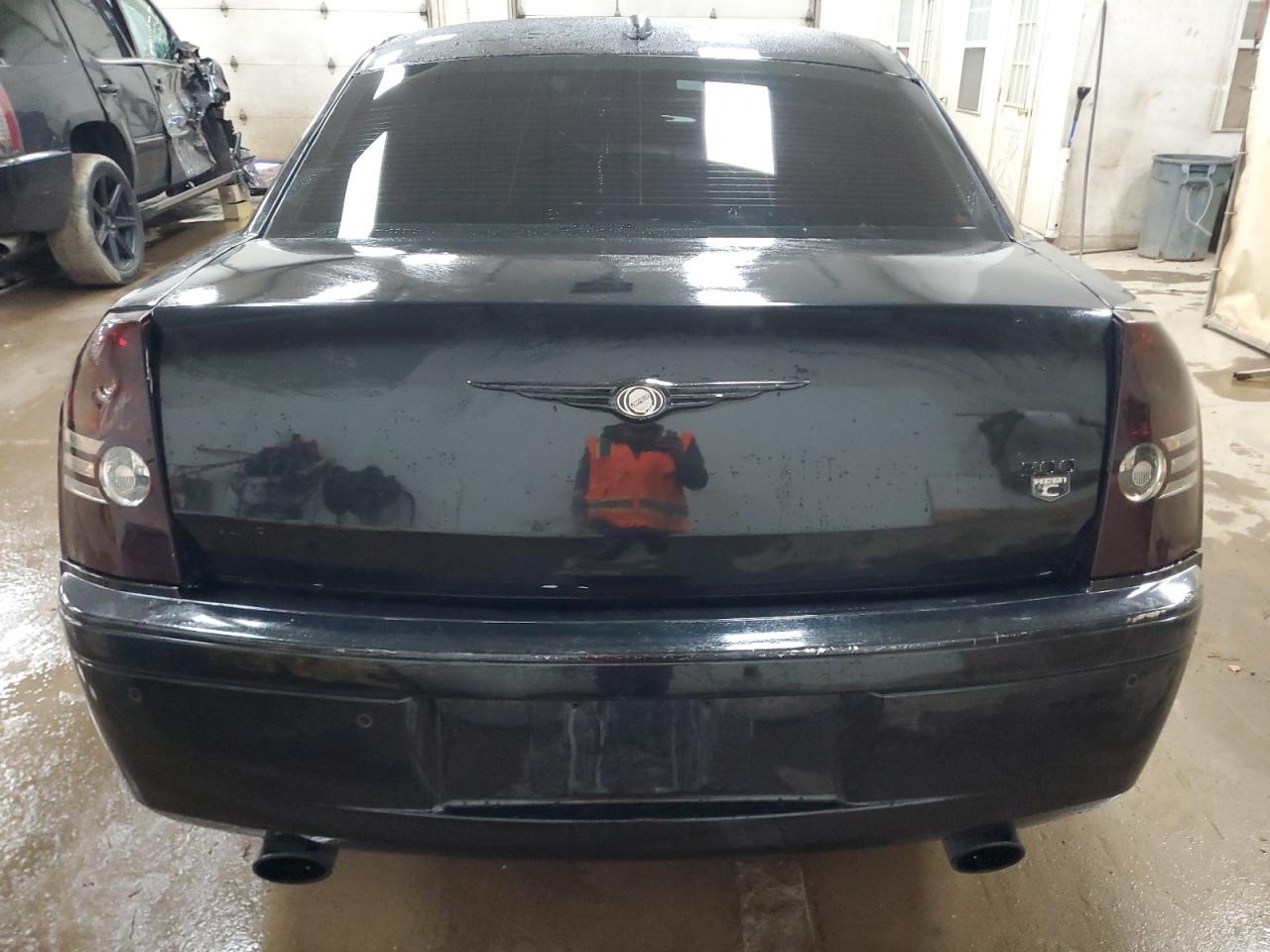 2005 Chrysler 300C VIN: 2C3AA63H45H562707 Lot: 92604725