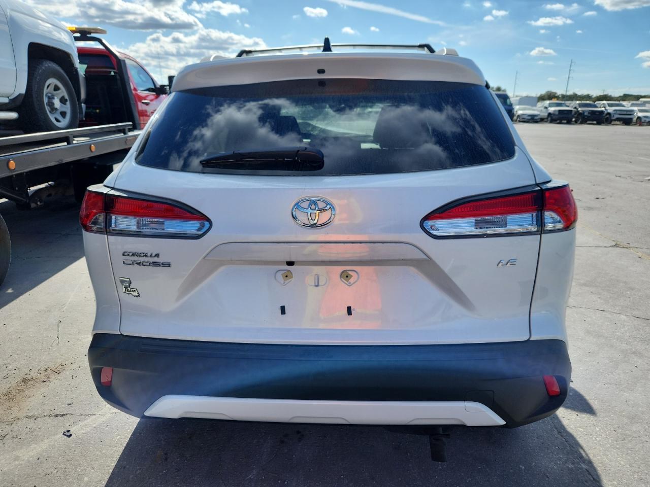 2025 Toyota Corolla Cross Le VIN: 7MUCAAAG8SV146986 Lot: 92043545