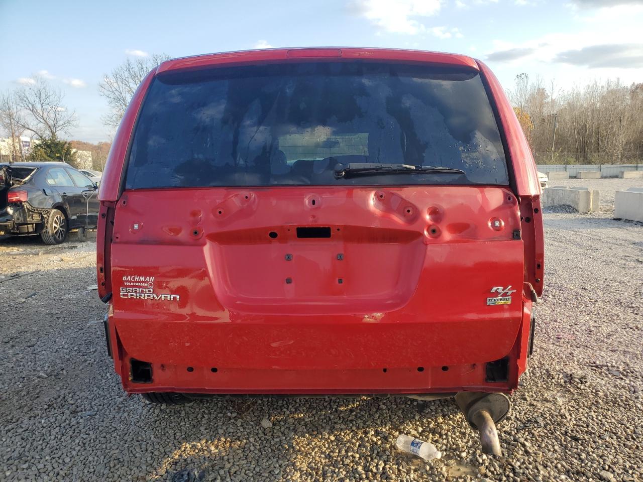 2016 Dodge Grand Caravan R/T VIN: 2C4RDGEG5GR217246 Lot: 92128595