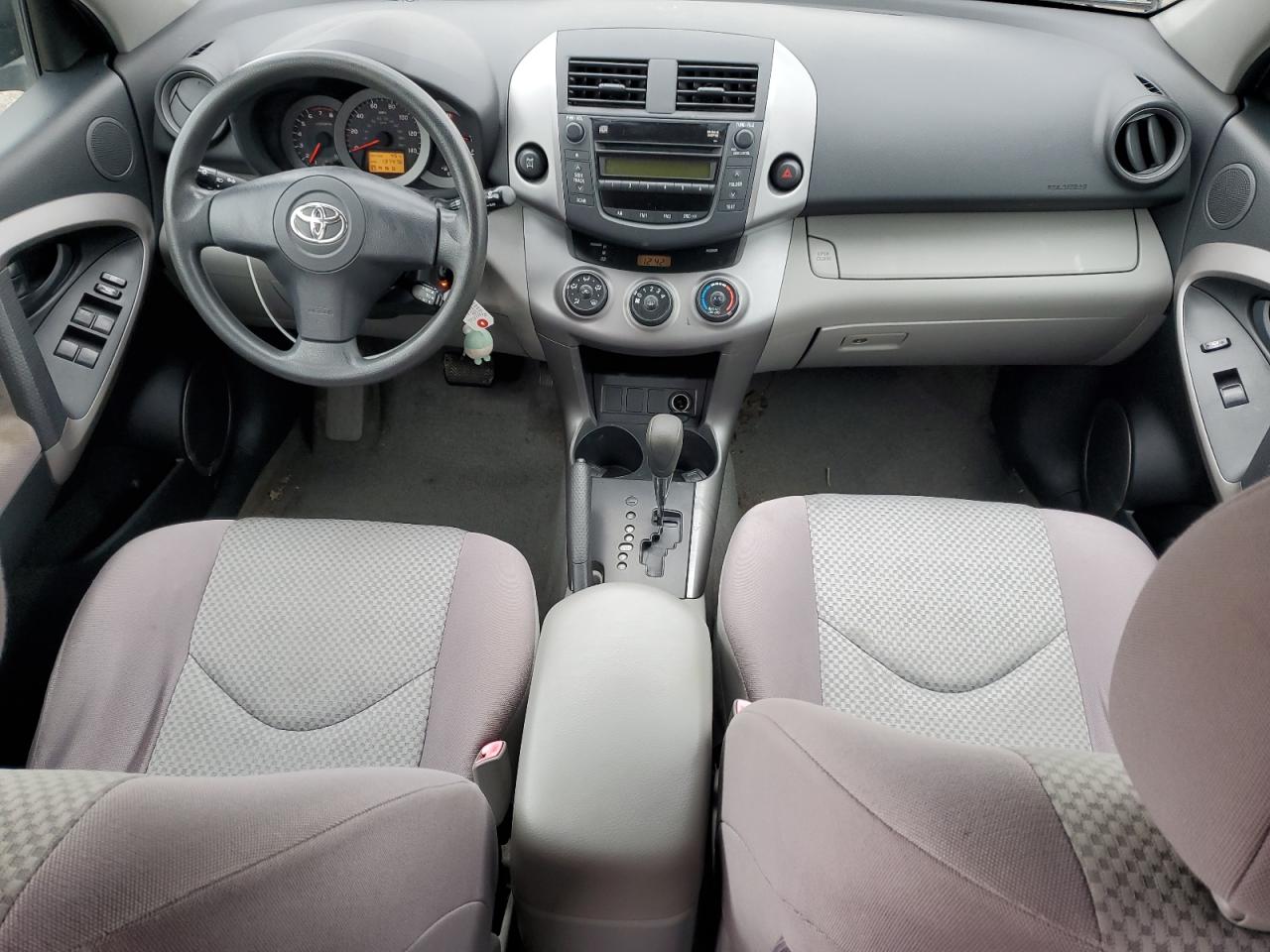 2006 Toyota Rav4 VIN: JTMBD33V065027698 Lot: 92311805