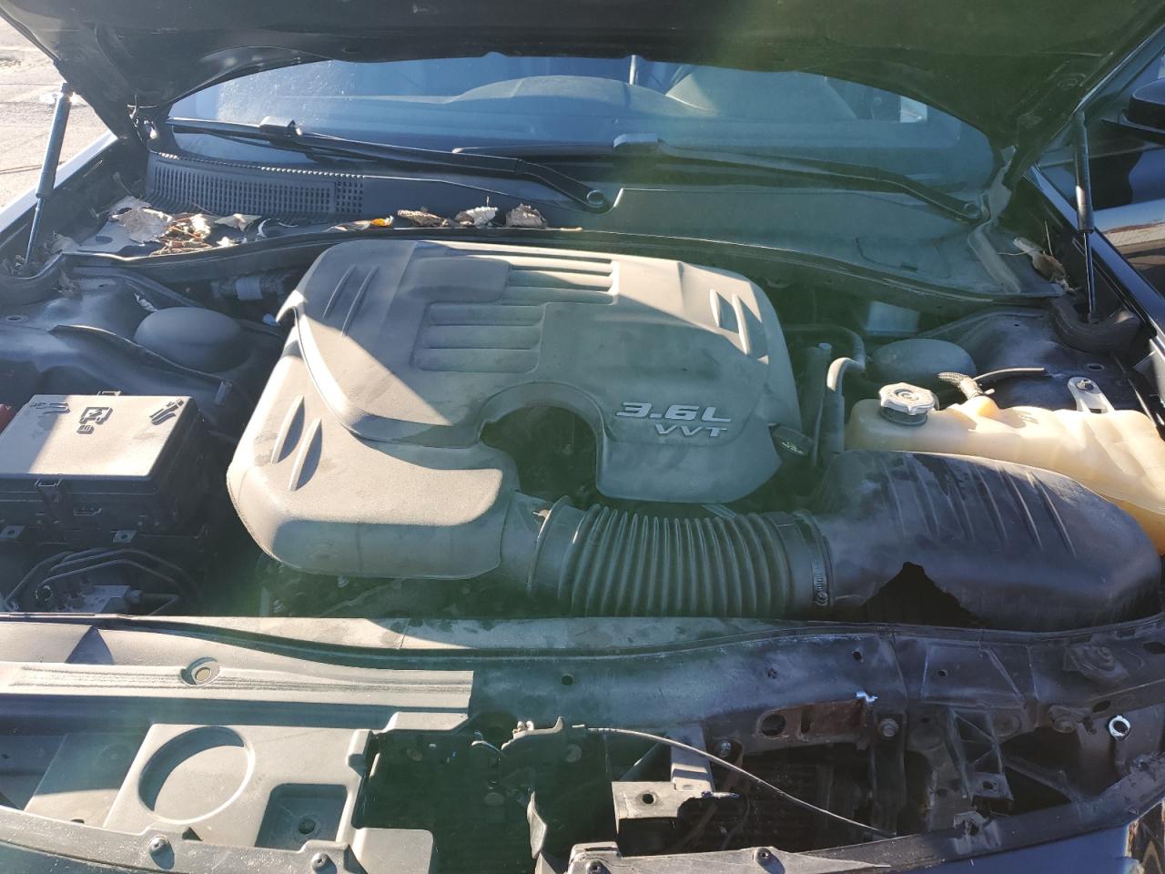 2018 Chrysler 300 S VIN: 2C3CCAGGXJH293601 Lot: 92206265