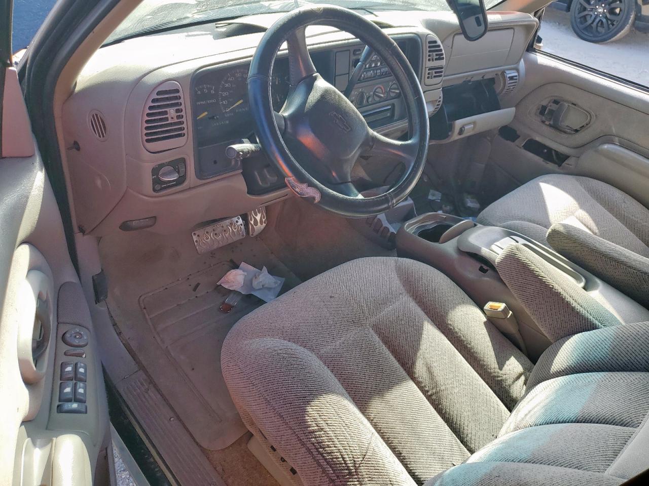 1999 Chevrolet Tahoe C1500 VIN: 1GNEC13R0XJ573005 Lot: 91446345