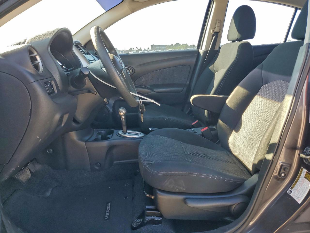 2015 Nissan Versa S VIN: 3N1CN7AP2FL833901 Lot: 93899575