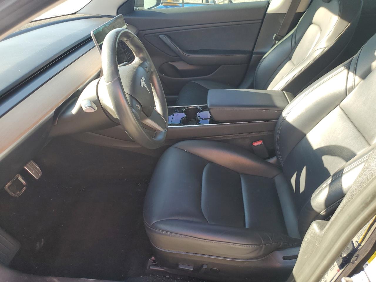 2018 Tesla Model 3 VIN: 5YJ3E1EA7JF154164 Lot: 92327595