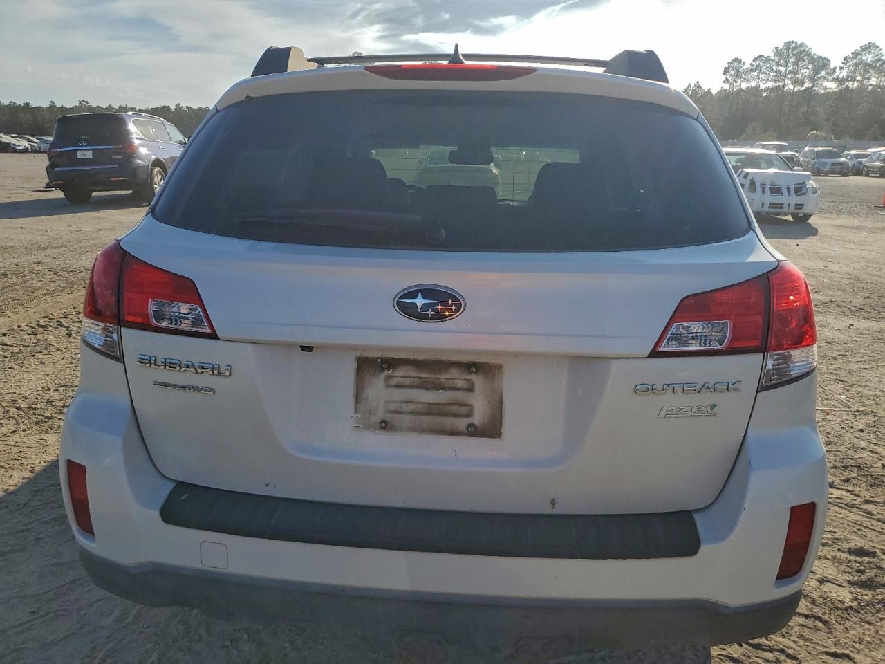 2012 Subaru Outback 2.5I Limited VIN: 4S4BRBKC6C3301050 Lot: 94132505