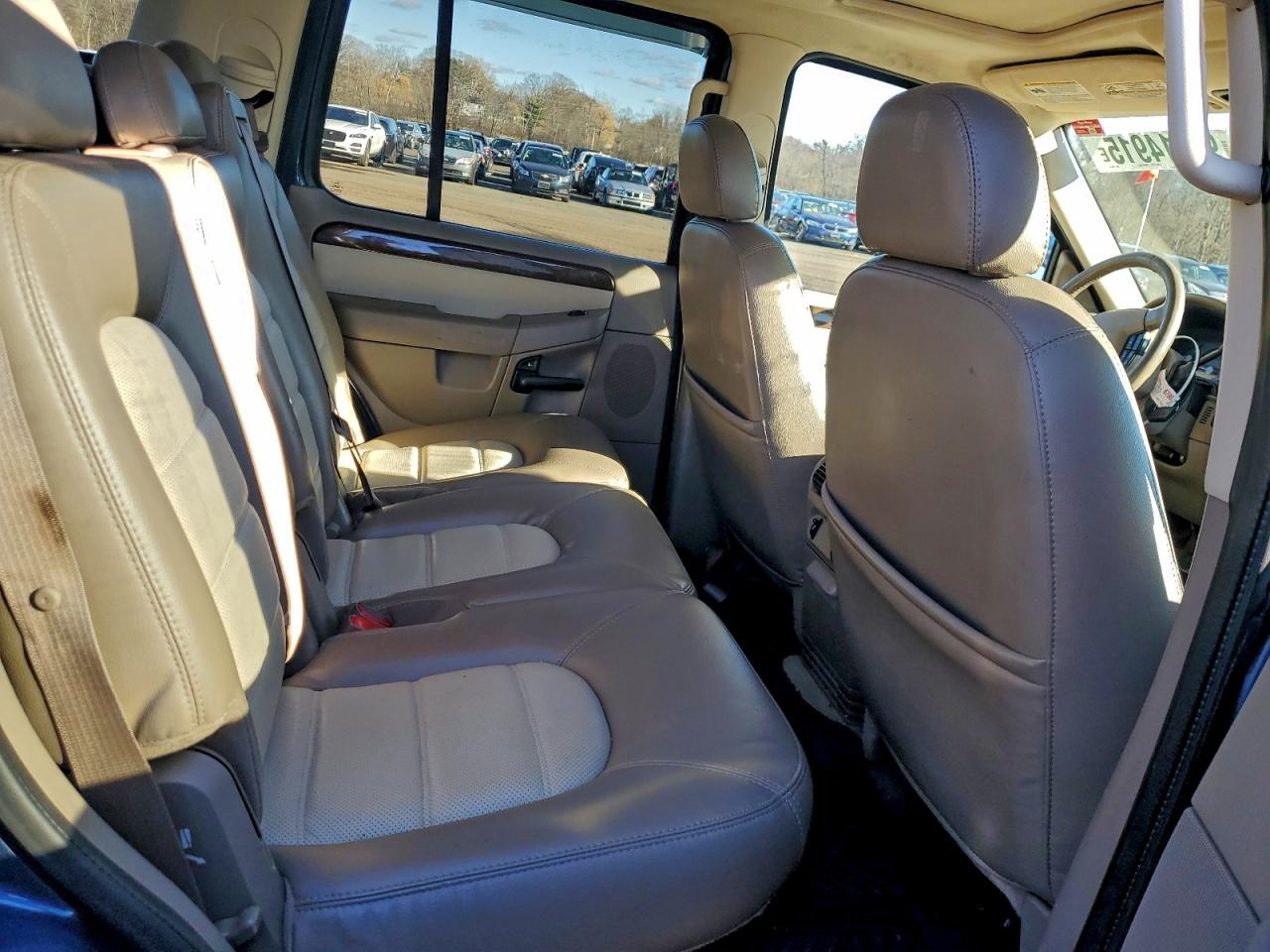 2004 Ford Explorer Eddie Bauer VIN: 1FMZU74K94UA68825 Lot: 93014915