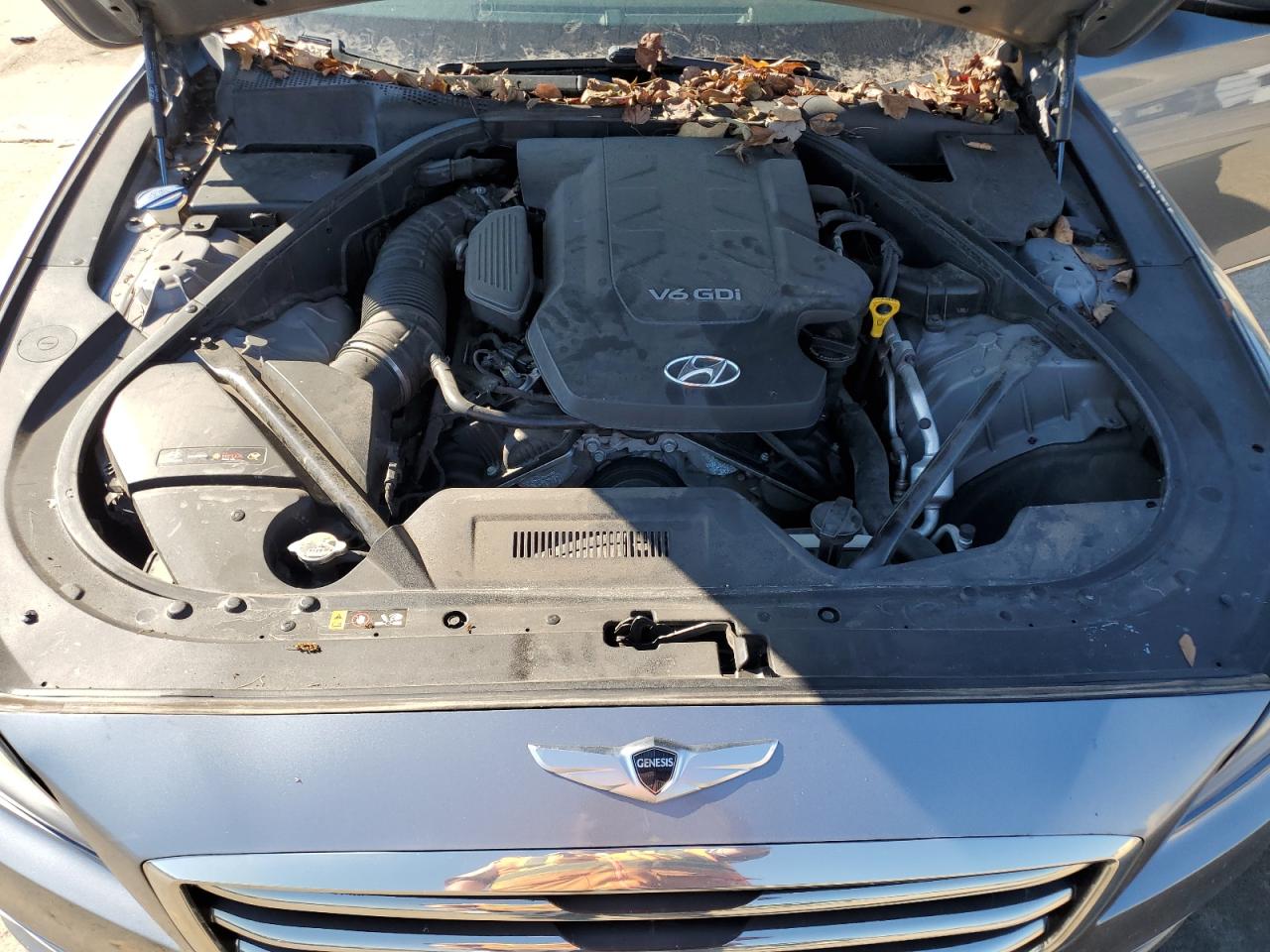 2015 Hyundai Genesis 3.8L VIN: KMHGN4JE1FU015461 Lot: 91620445