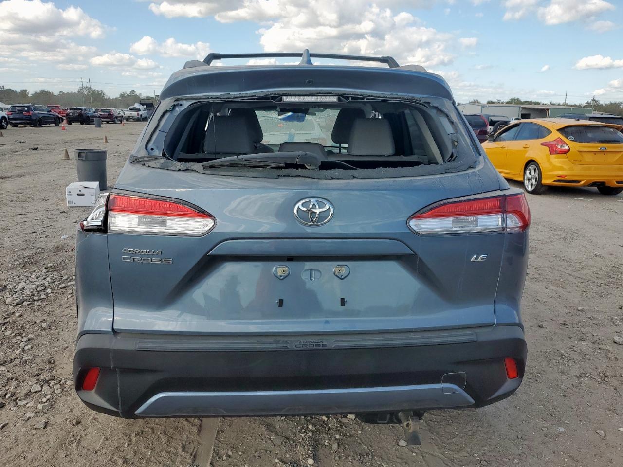 2024 Toyota Corolla Cross Le VIN: 7MUBAAAGXRV095271 Lot: 92633645