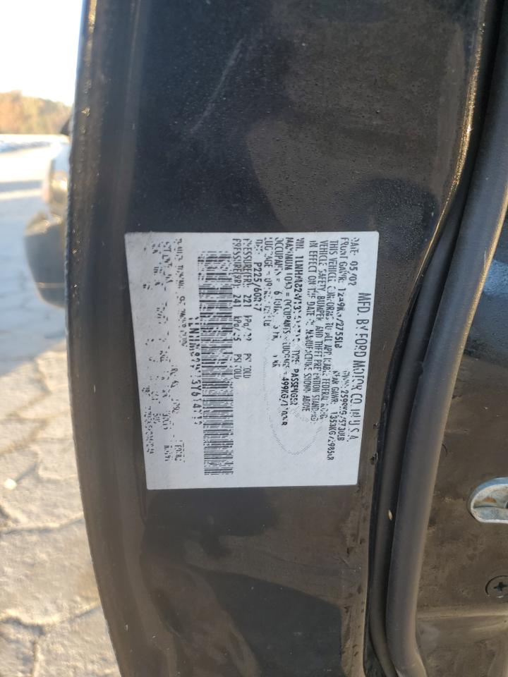 2003 Lincoln Town Car Signature VIN: 1LNHM82W13Y614712 Lot: 92677455