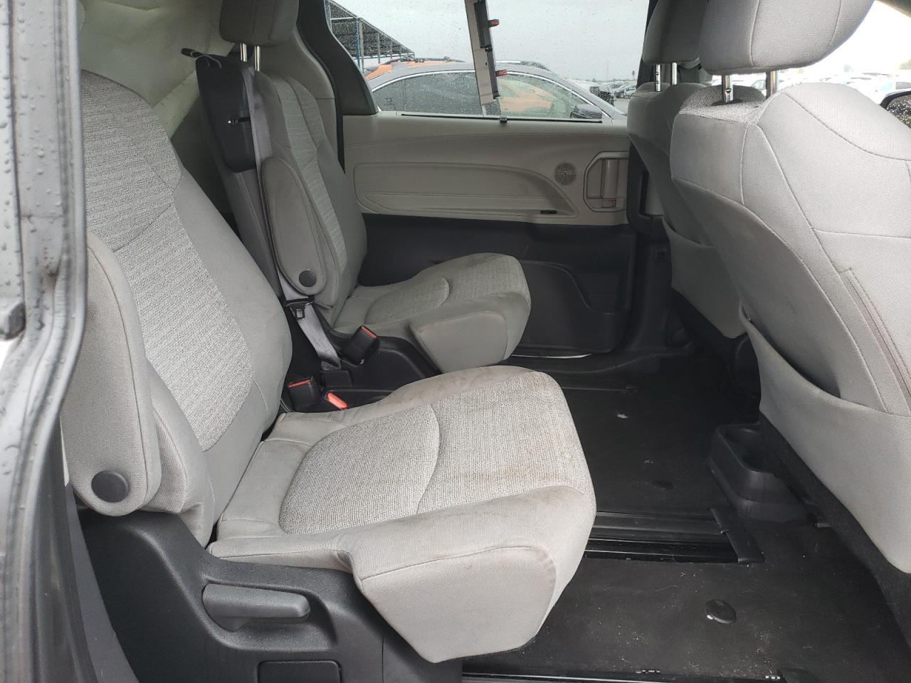 2022 Toyota Sienna Le VIN: 5TDKRKEC3NS076605 Lot: 91306485