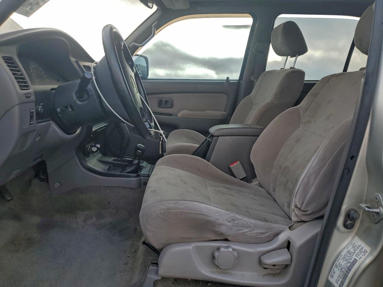 2001 Toyota 4Runner Sr5 VIN: JT3HN86R410333588 Lot: 94300595