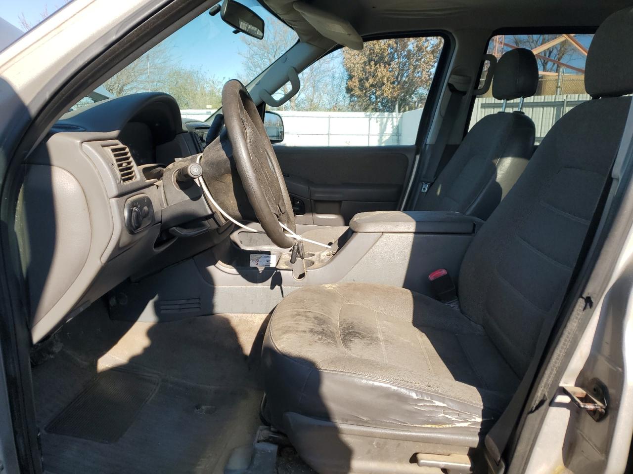 2004 Ford Explorer Xls VIN: 1FMZU62K74ZA67351 Lot: 92466625