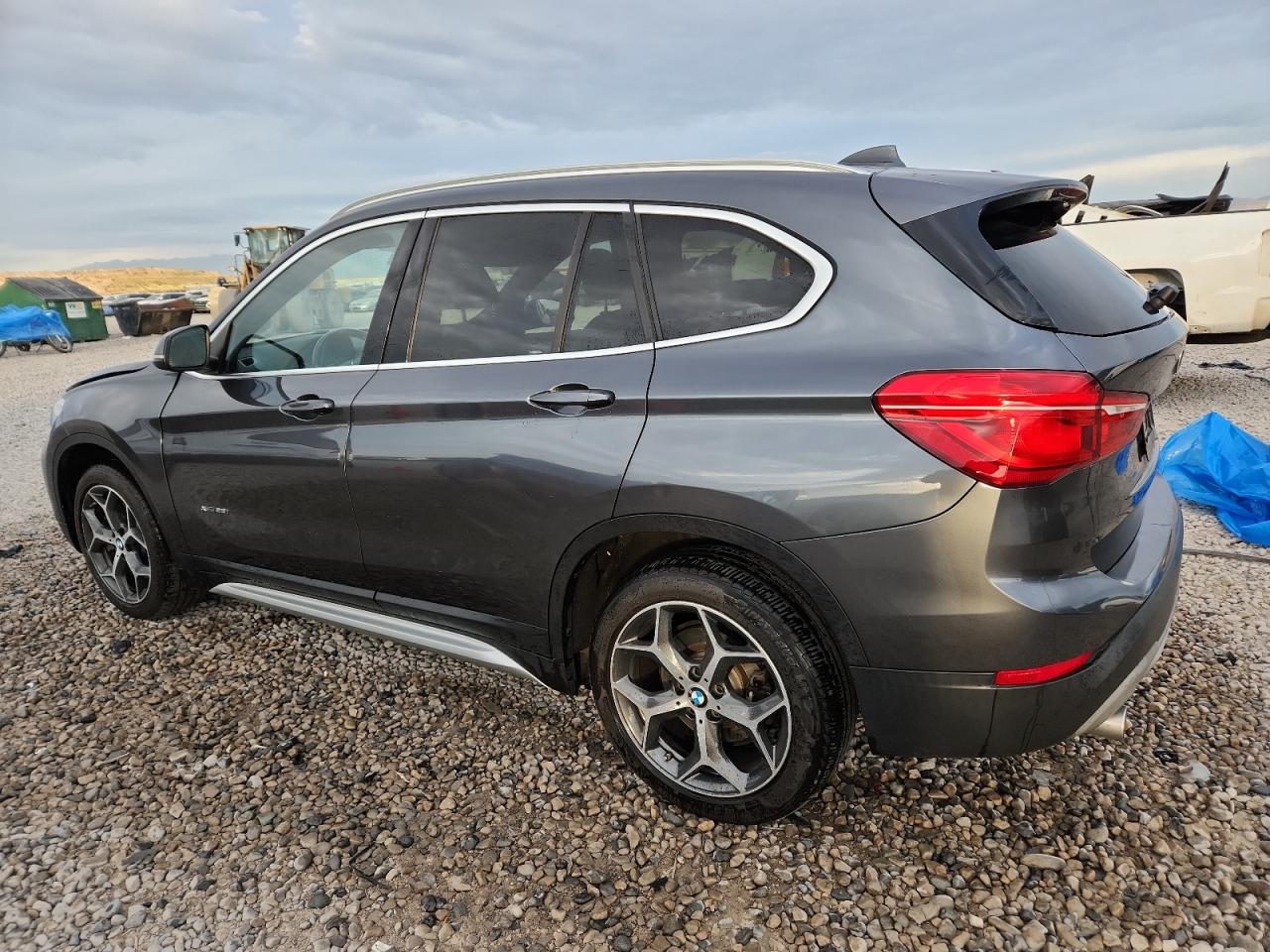 2018 BMW X1 xDrive28I VIN: WBXHT3C31J5K25388 Lot: 90886385