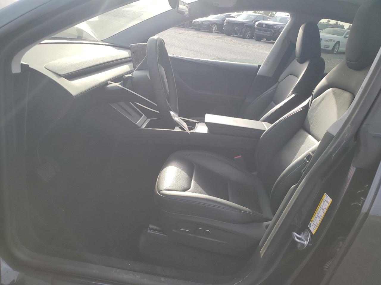 2026 Tesla Model Y VIN: 7SAYGDEDXTF386131 Lot: 91669575